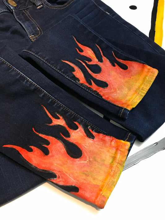 Flame Jeans Womens SIZE 0 Hand Painted Jeans